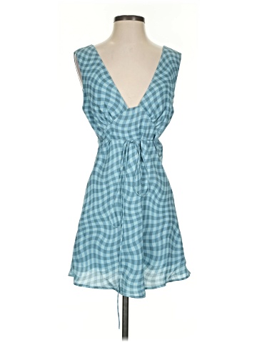 Le Lis Casual Dress (view 1)
