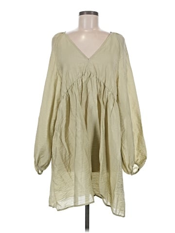 H&M Casual Dress (view 1)