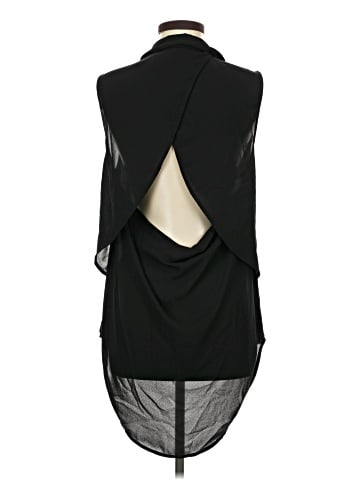 Forever 21 Sleeveless Button-Down Shirt (view 2)