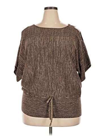 Fashion Avenue Short Sleeve Top (view 1)