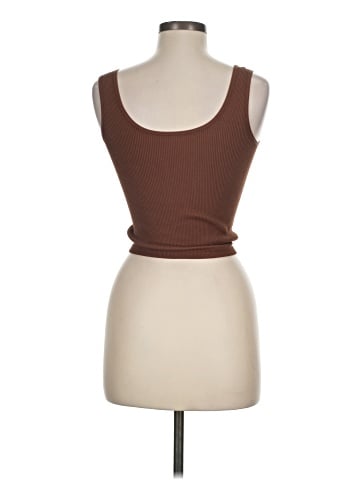 Yelete Sleeveless T-Shirt (view 2)