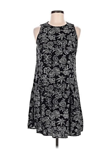 Old Navy Casual Dress (view 1)