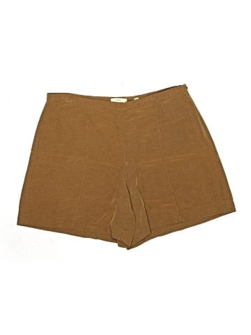 Vince. Khaki Shorts (view 1)