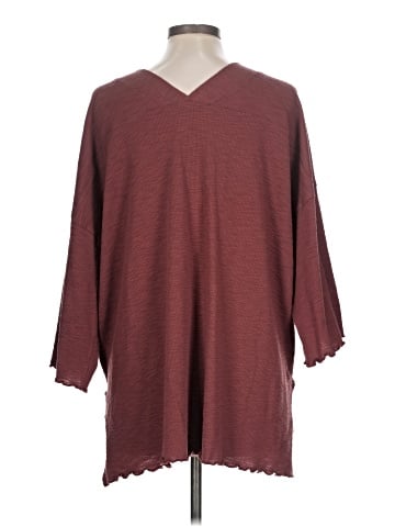 Easel 3/4 Sleeve Top (view 2)