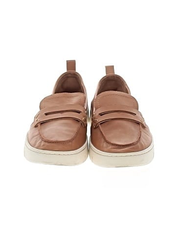 Vionic Flats (view 2)