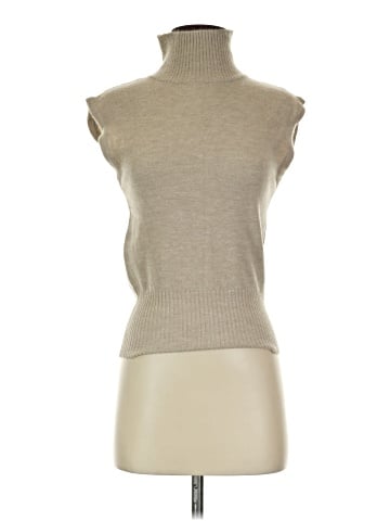 Double Zero Sleeveless Top (view 1)