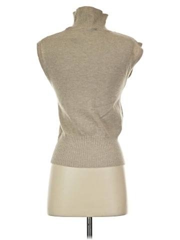 Double Zero Sleeveless Top (view 2)