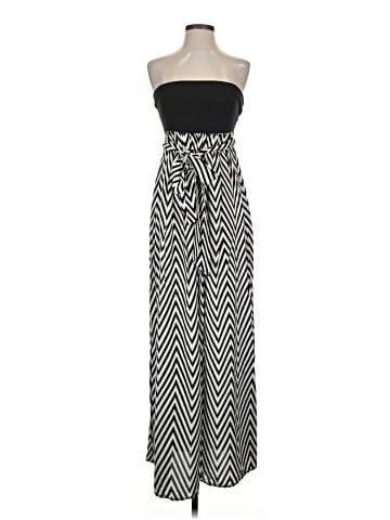Xhilaration Casual Dress (view 1)