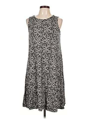 Old Navy Casual Dress (view 1)