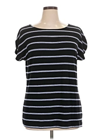 Liz Claiborne Short Sleeve T-Shirt (view 1)