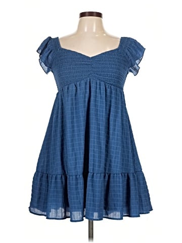 Allison & Kelly Casual Dress (view 1)