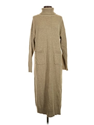 Line & Dot Casual Dress (view 1)