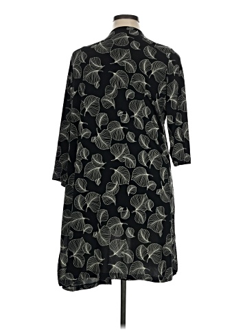 Carolyn Strauss Kimono (view 2)