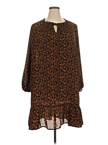 Old Navy Casual Dress (view 1)