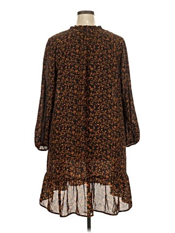 Old Navy Casual Dress (view 2)