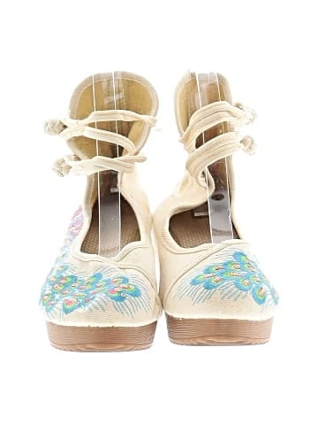 Unbranded Wedges (view 2)