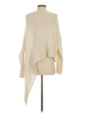 Reserved Poncho (view 2)