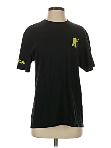 District. Active T-Shirt (view 1)