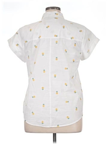 UNTUCKit Short Sleeve Button-Down Shirt (view 2)