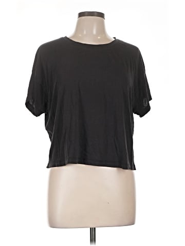 Lululemon Athletica Short Sleeve T-Shirt (view 1)