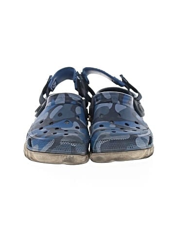 Crocs Clogs (view 2)