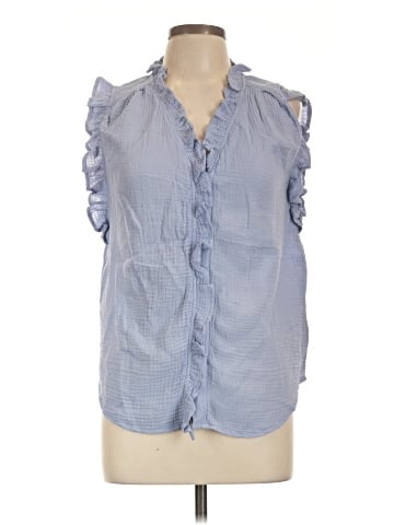 Cupio Sleeveless Button-Down Shirt (view 1)