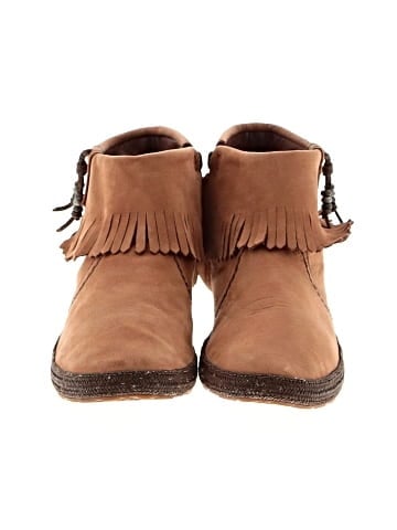 Ugg Australia Ankle Boots (view 2)