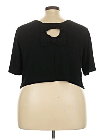 Torrid Short Sleeve Top (view 2)