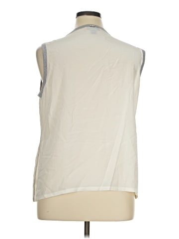 St. John Sleeveless Top (view 2)