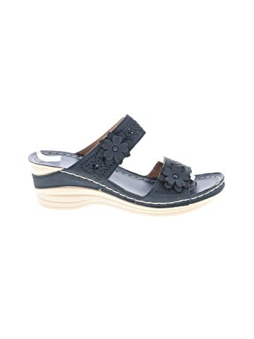 Unbranded Wedges (view 1)