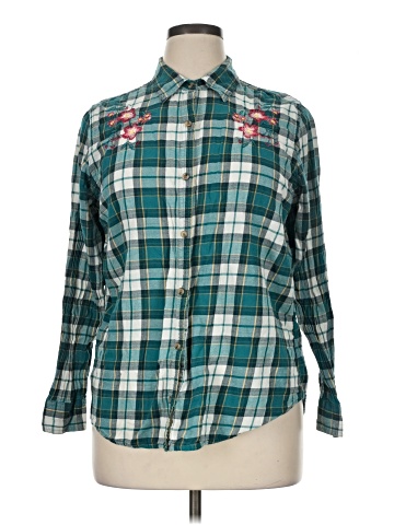 Northcrest Long Sleeve Button-Down Shirt (view 1)