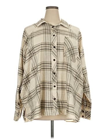 Torrid Long Sleeve Button-Down Shirt (view 1)