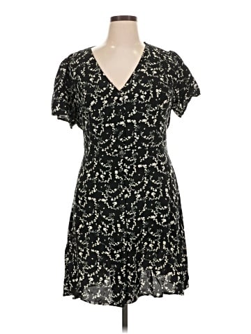 City Chic Casual Dress (view 1)