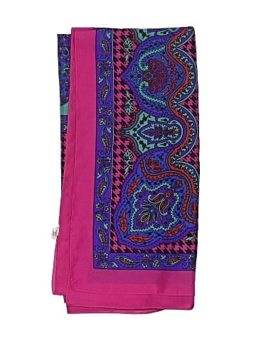 Axcess Scarf (view 2)