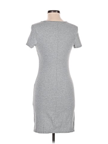 Old Navy Casual Dress (view 2)