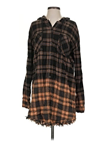 Hem & Thread Long Sleeve Button-Down Shirt (view 1)