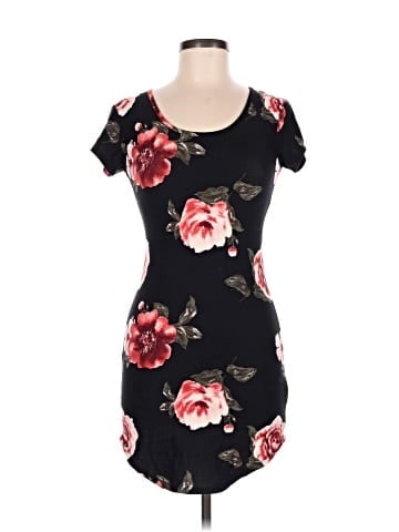 Derek Heart Casual Dress (view 1)