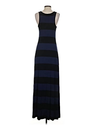 Old Navy Casual Dress (view 2)