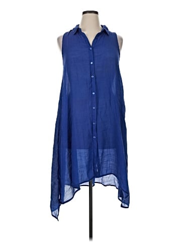 Mlle Gabrielle Sleeveless Button-Down Shirt (view 1)