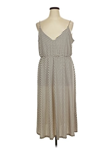 H&M Casual Dress (view 1)