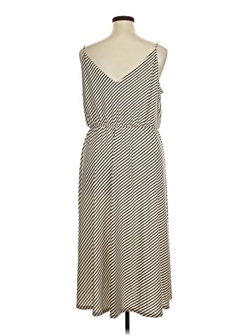 H&M Casual Dress (view 2)