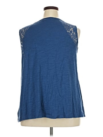 Chaps Sleeveless Top (view 2)