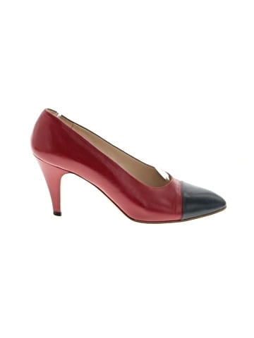 Chanel Cap toe Pump (view 1)