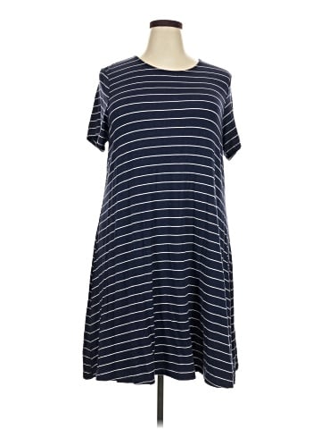 Old Navy Casual Dress (view 1)