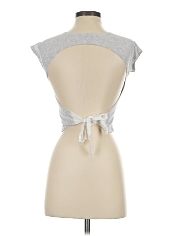 Subdued Short Sleeve Turtleneck (view 2)