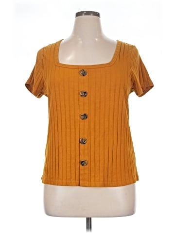 Full Circle Trends With Love Short Sleeve Top (view 1)