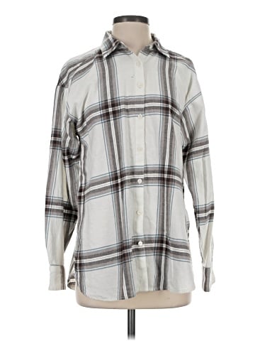 Ann Taylor LOFT Long Sleeve Button-Down Shirt (view 1)