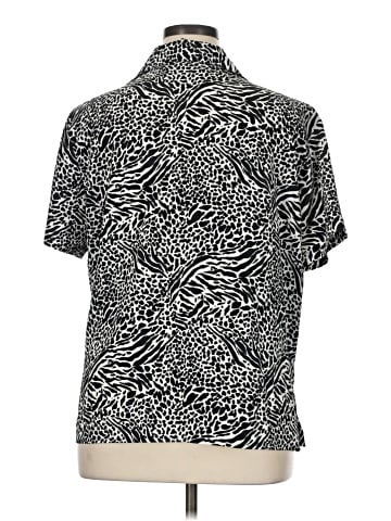 Notations Short Sleeve Button-Down Shirt (view 2)