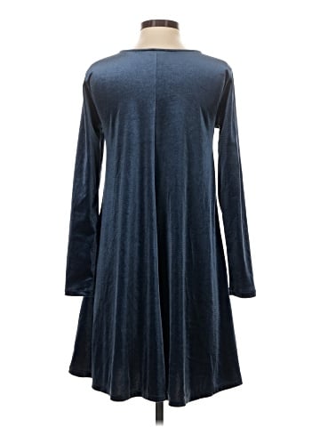 Old Navy Casual Dress (view 2)