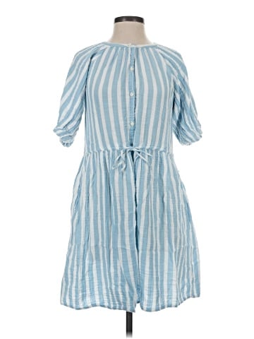 Old Navy Casual Dress (view 1)